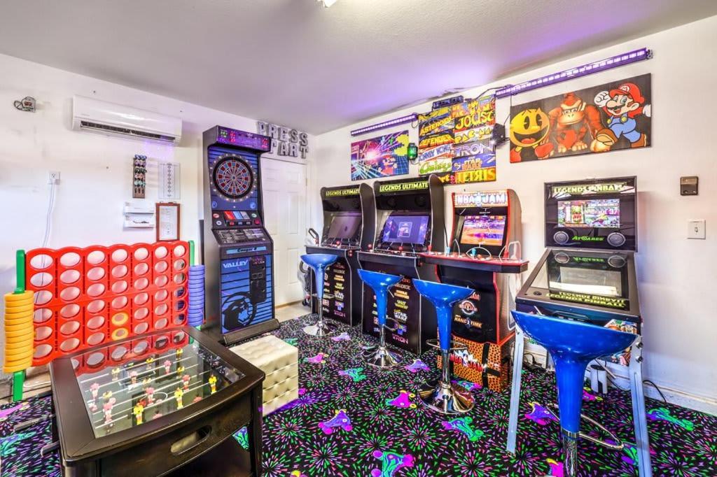 Family Fun For Everyone In Las Vegas- 4 Bedrooms, Billiards, Game Room Henderson Exteriör bild