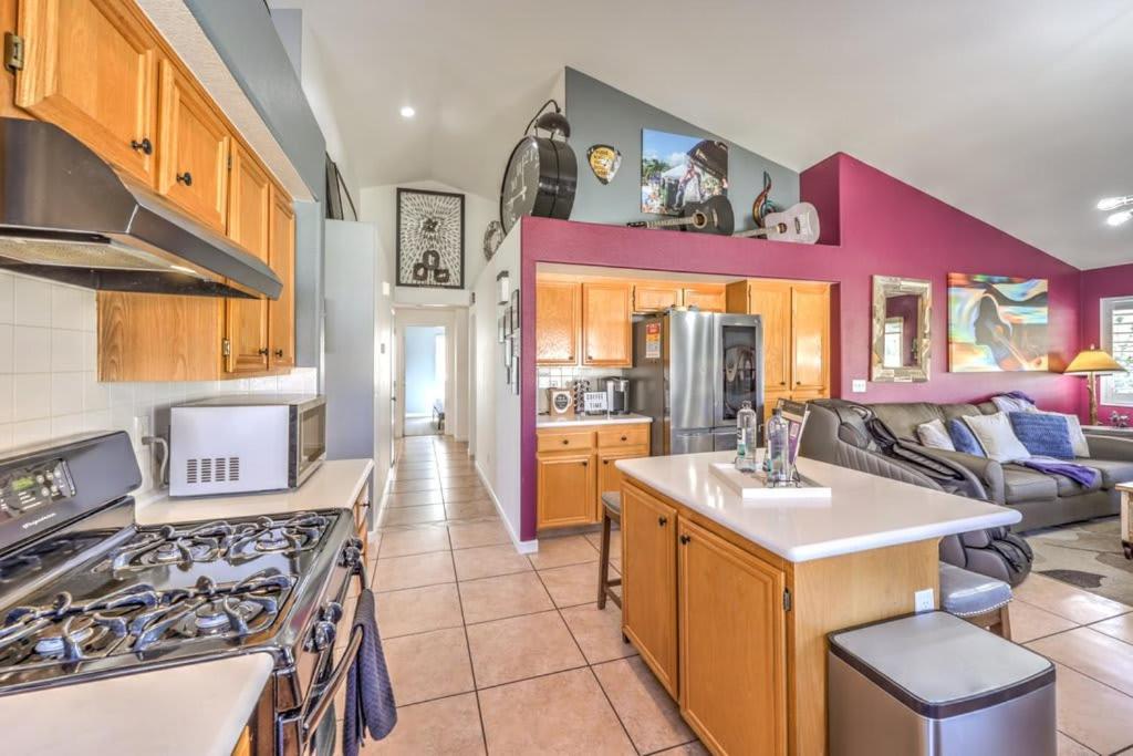 Family Fun For Everyone In Las Vegas- 4 Bedrooms, Billiards, Game Room Henderson Exteriör bild