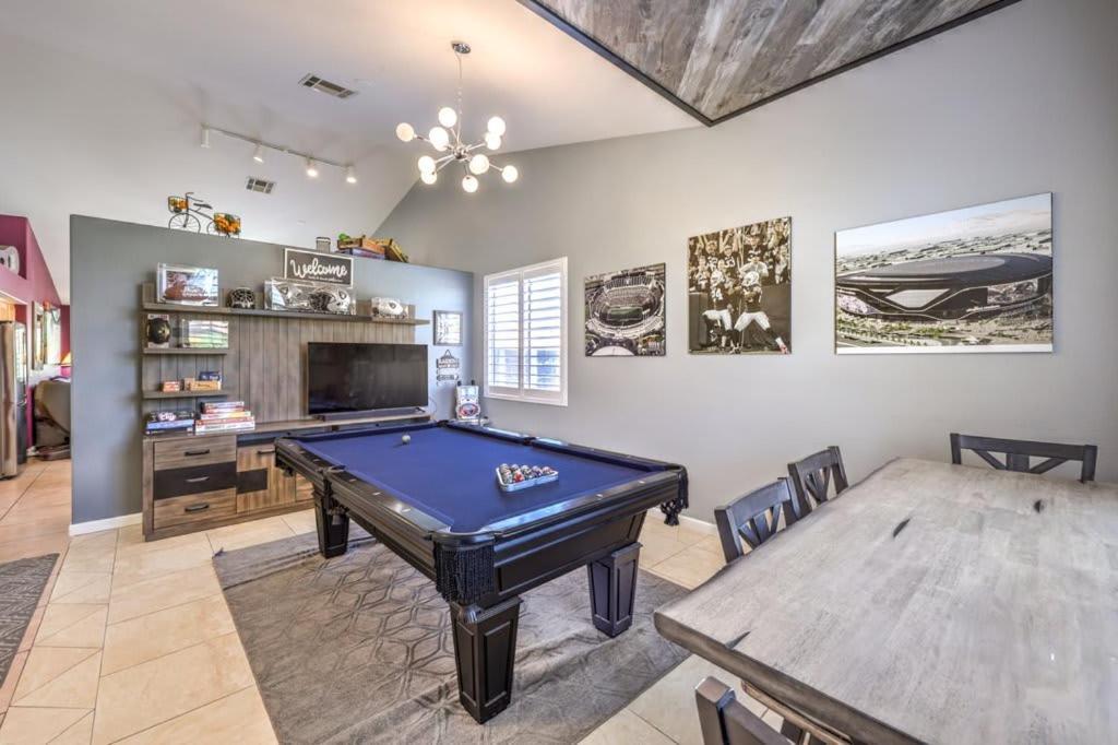 Family Fun For Everyone In Las Vegas- 4 Bedrooms, Billiards, Game Room Henderson Exteriör bild
